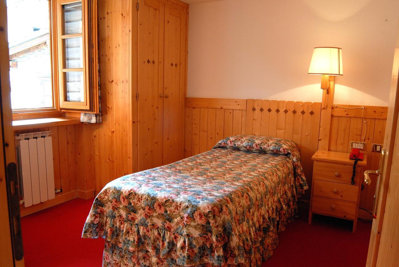 Hotel Locanda Grauson Cogne Kültér fotó