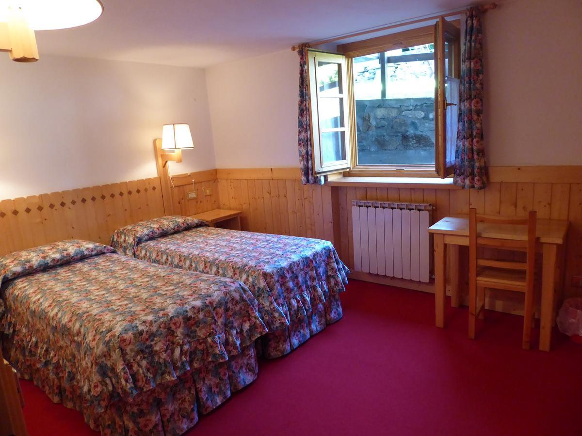Hotel Locanda Grauson Cogne Kültér fotó